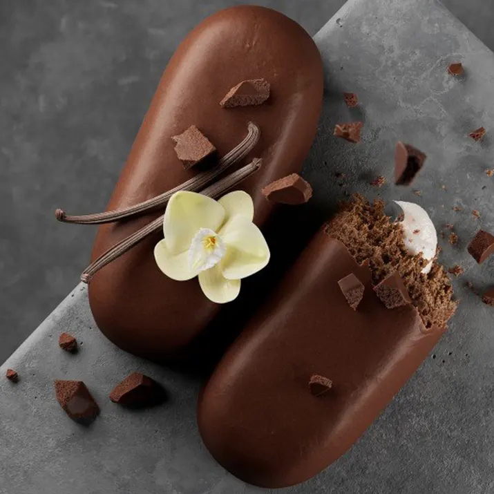 3D Cakes CGI Food by Andre Caputo