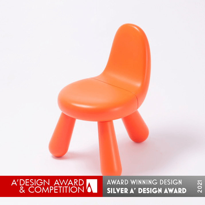 Animal Multifunctional Stool by Li Yuanwei, Qi Yu and Zhao Hongchuan