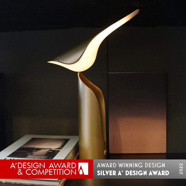 Magpie Table Lamp by Sha Yang, Kaifeng Zheng and Yang Ma