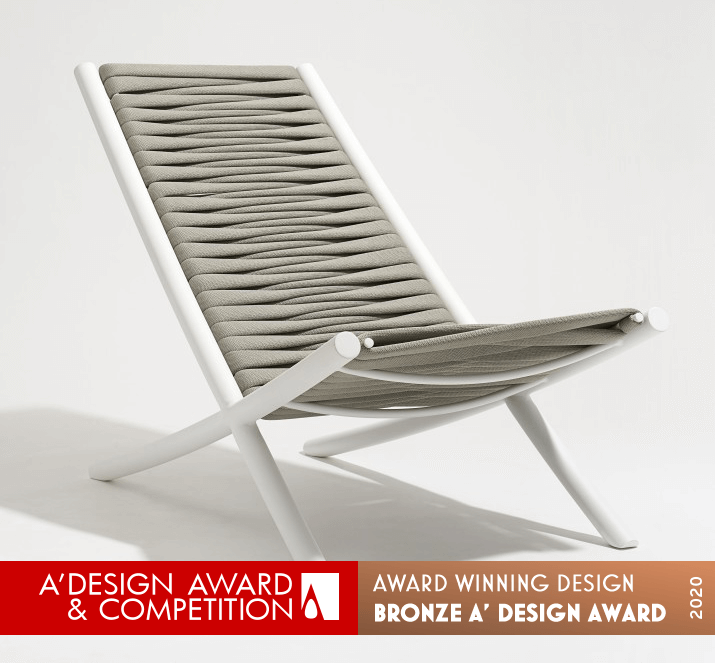 Nido Seat by Lodovico Bernardi