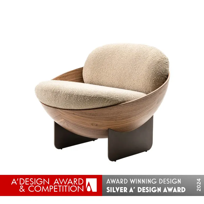 Oco Armchair by Mauricio Coelho
