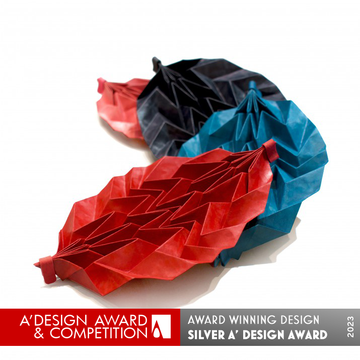 Origami Shikki Lacquerware Paper Plate by Atsushi Morita