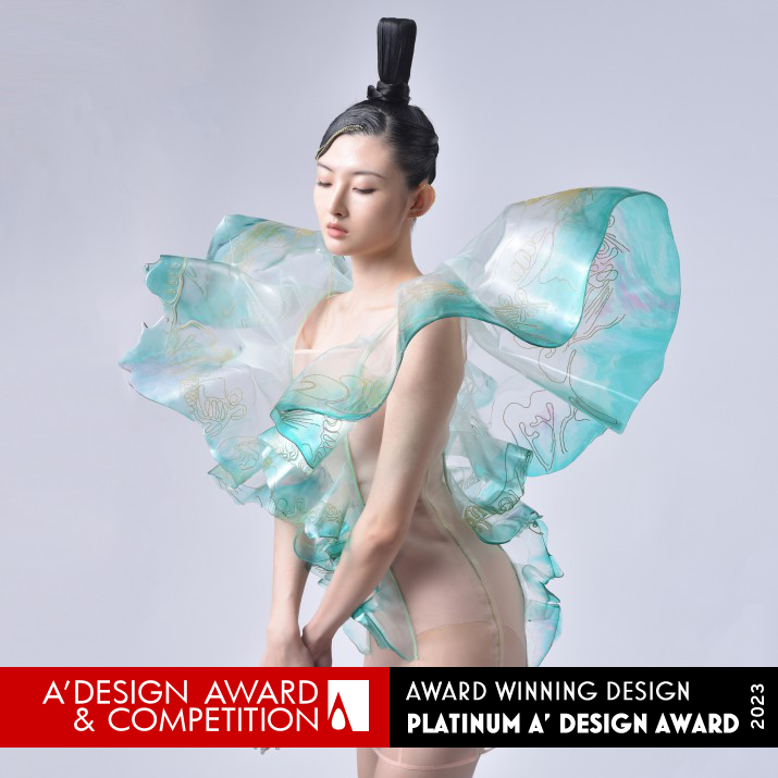 The Shape of Old Memory Womenswear Collection by Bingrou Chen