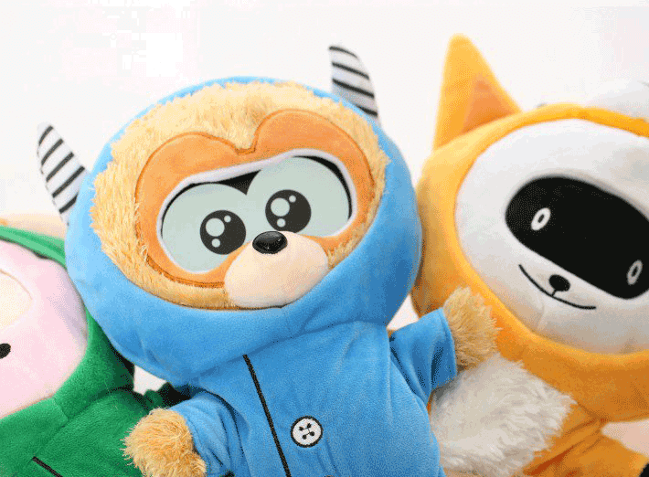 WaWa Story Hand Puppet Theater by Hung Cheng