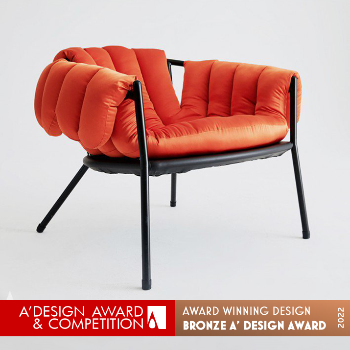 Wearing Chair by Yansheng Xia, Jinxiang Li and Chenglong Pu